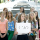 Illustration for article titled The Ladies of Uzbekistan Bring Japanese Emoticons to Life